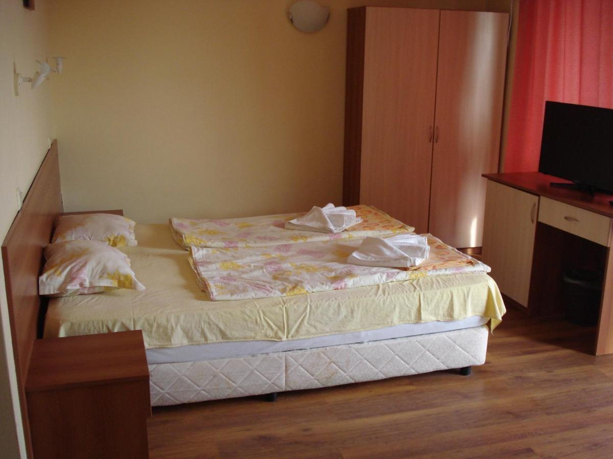 Apart Hotel Primavera 2 Primorsko Zimmer foto